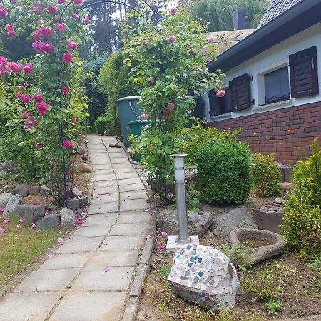 Gemuetliches Ferienhaus In Seenaehe Sewekow Экстерьер фото